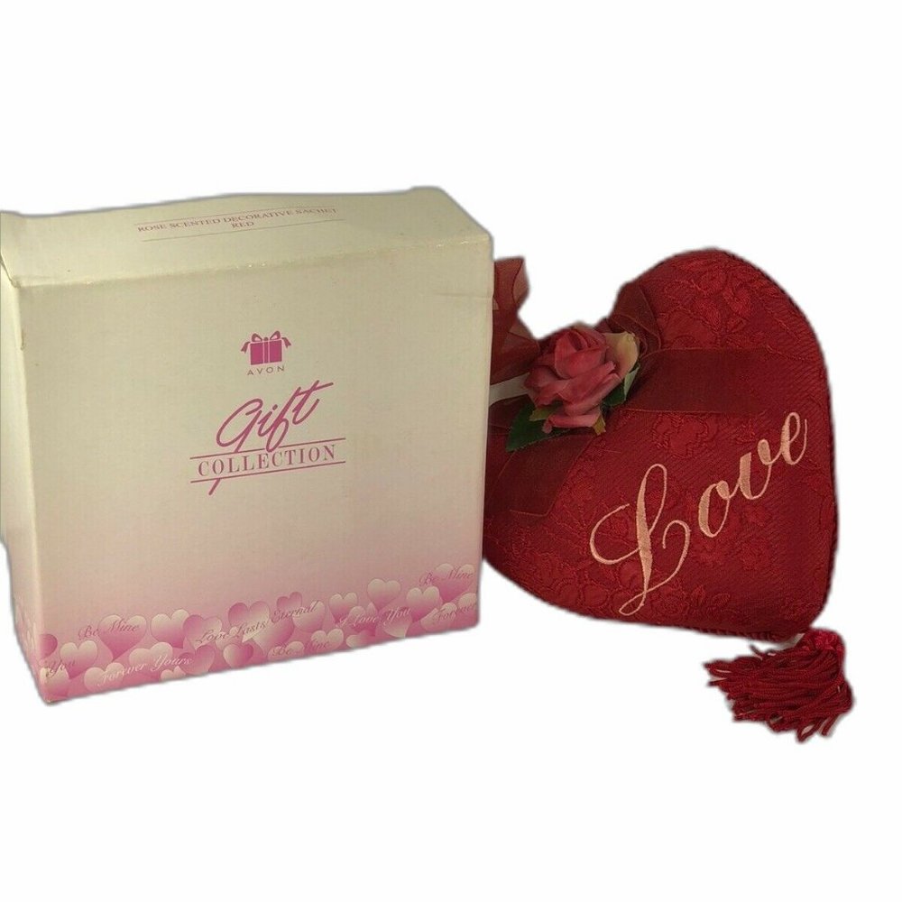 Avon Gift Collection Red Heart shaped Sachet